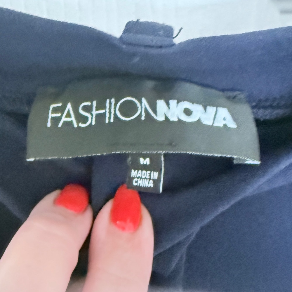 Fashion Nova Navy High Waisted Wide Leg Dress Pants Size M - Picture 6 of 6